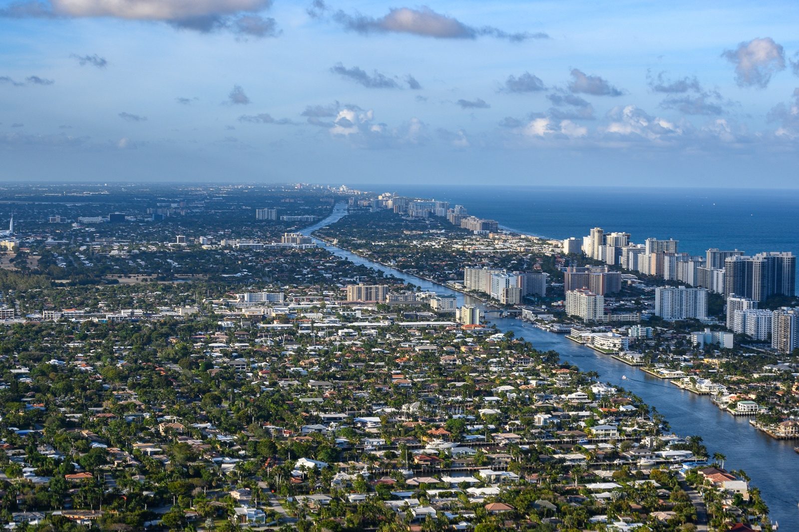 Helicopter tour over Miami by Suave Lifestyle Concierge photo 3