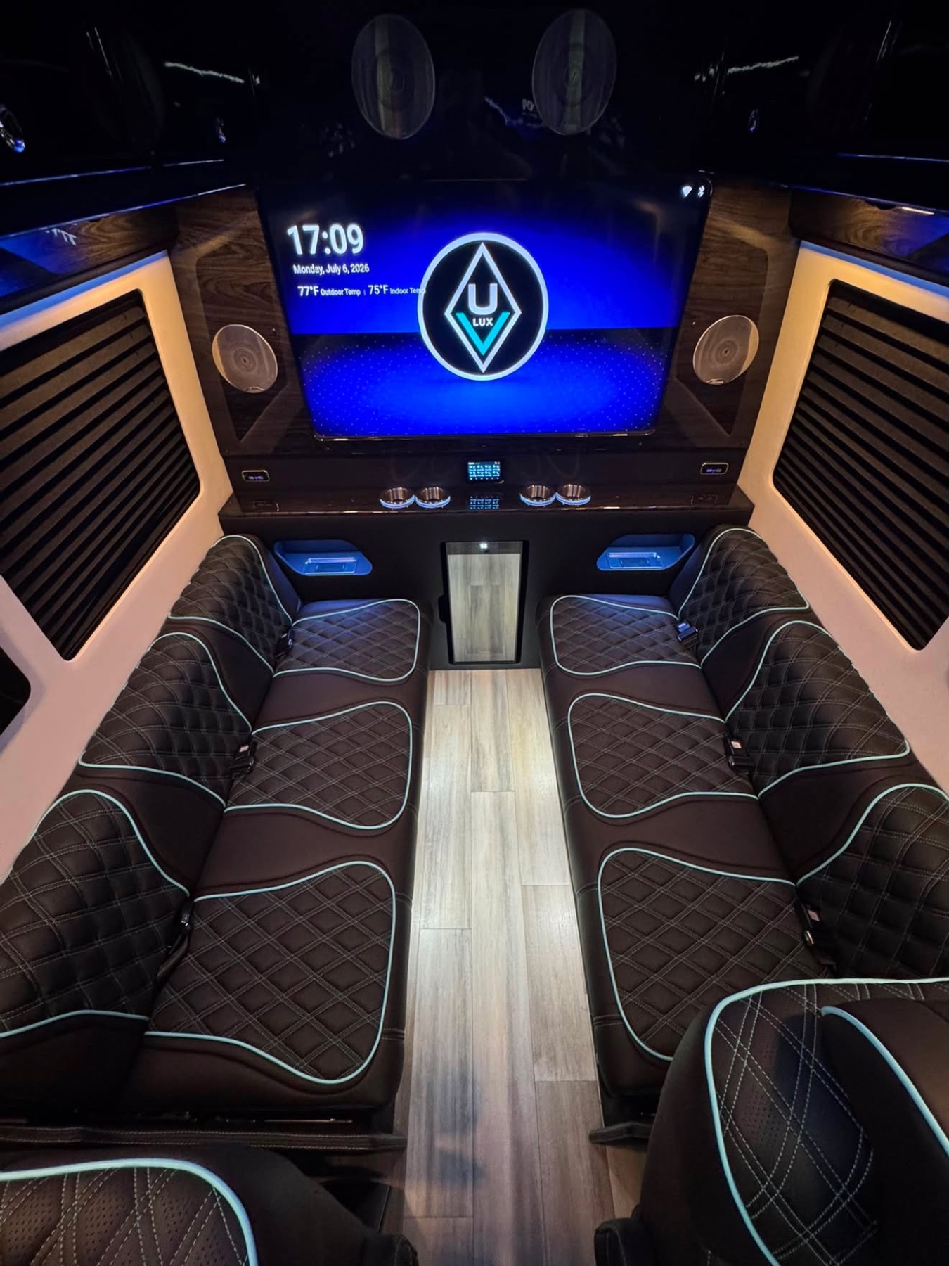 Mercedes-Benz Sprinter Executive Jet chauffeur service by Suave Lifestyle Concierge photo 4