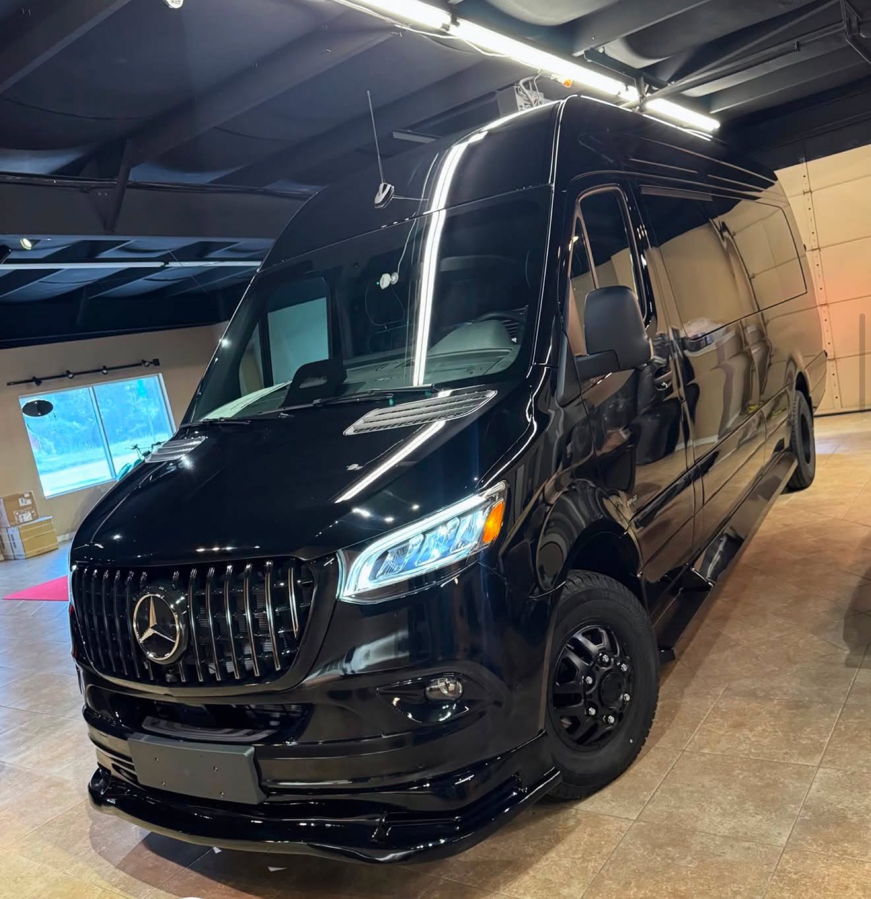 Mercedes-Benz Sprinter Executive Jet chauffeur service by Suave Lifestyle Concierge photo 7