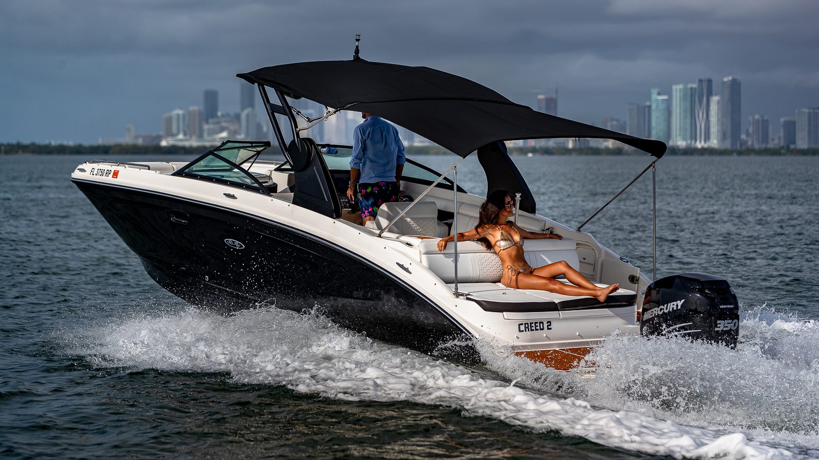 Yacht Charter ~ 29 Foot Sea Ray SDX "Creed" by Suave Lifestyle Concierge photo 8