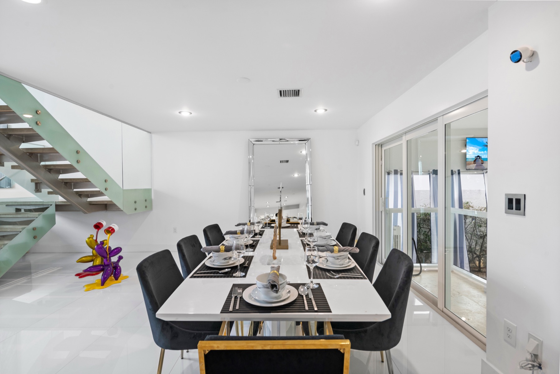 Venetian Villa luxury stay by Suave Lifestyle Concierge photo 6