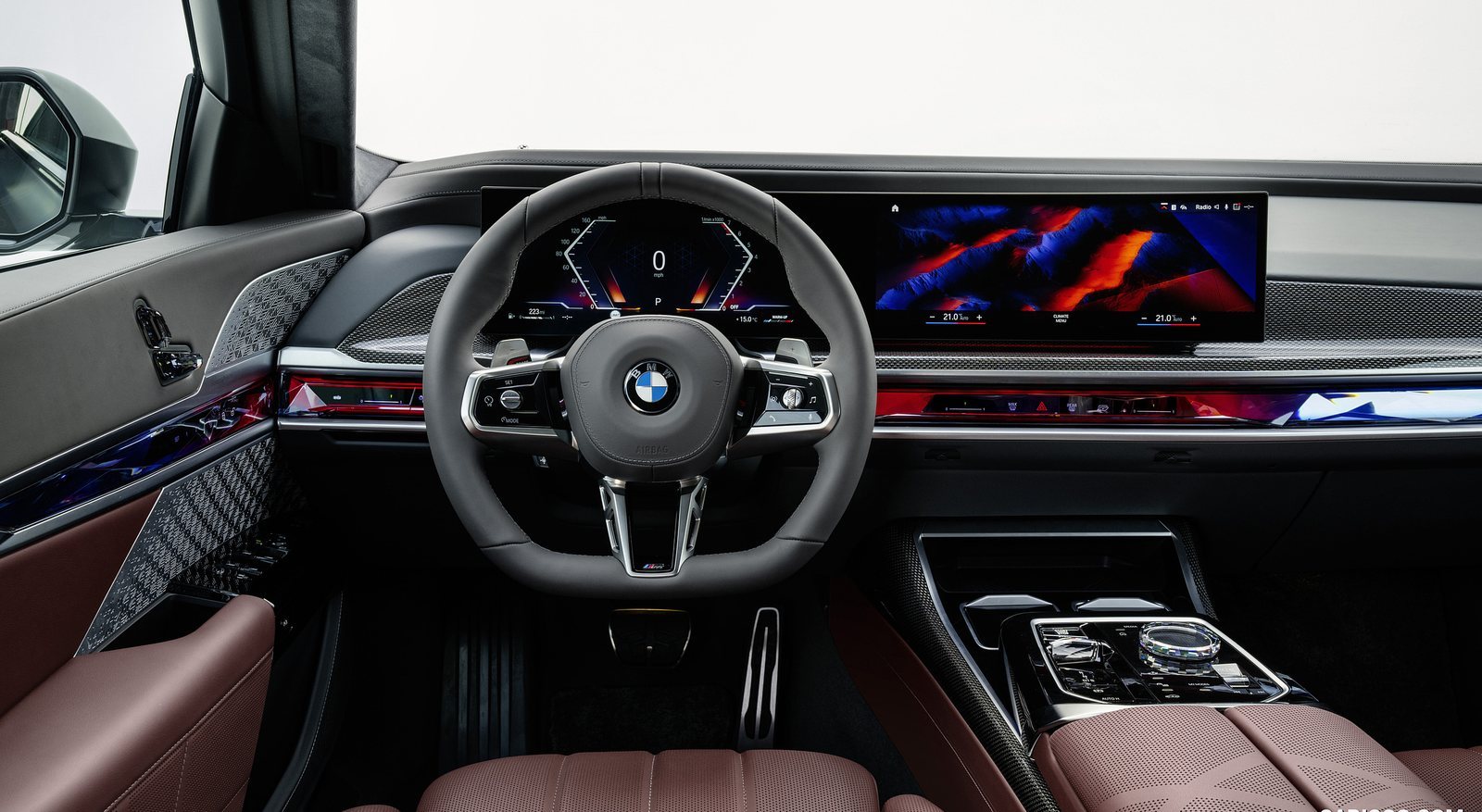 BMW 740i rental in Miami by Suave Lifestyle Concierge photo 7