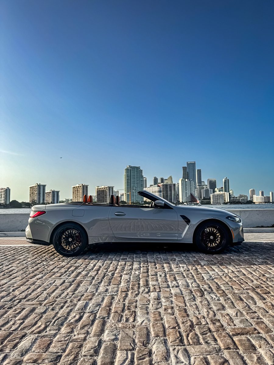 BMW M4 Competition rental in Miami by Suave Lifestyle Concierge photo 3