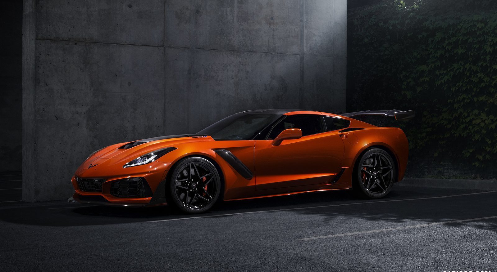 Corvette 2LT (Orange) rental in Miami by Suave Lifestyle Concierge