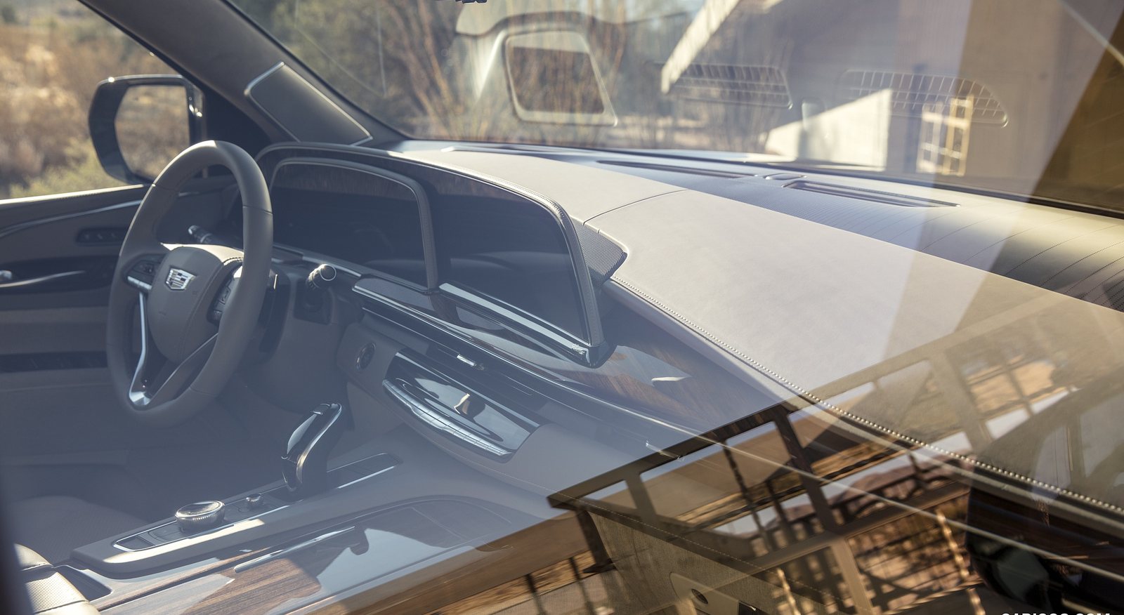 Cadillac Escalade rental in Miami by Suave Lifestyle Concierge photo 2