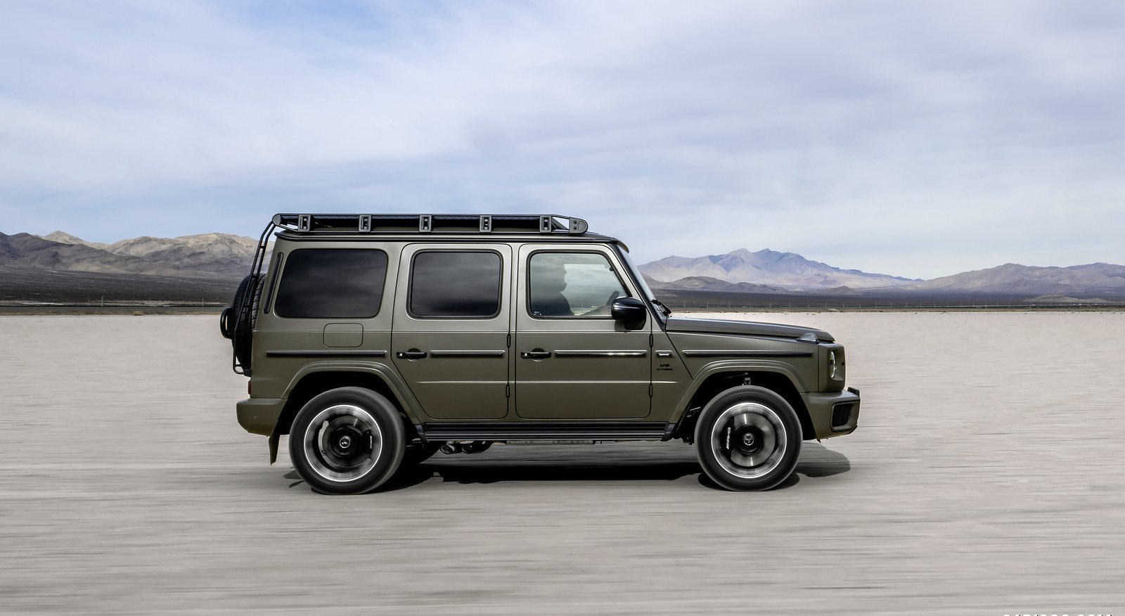 Mercedes G63 AMG rental in Miami by Suave Lifestyle Concierge photo 2