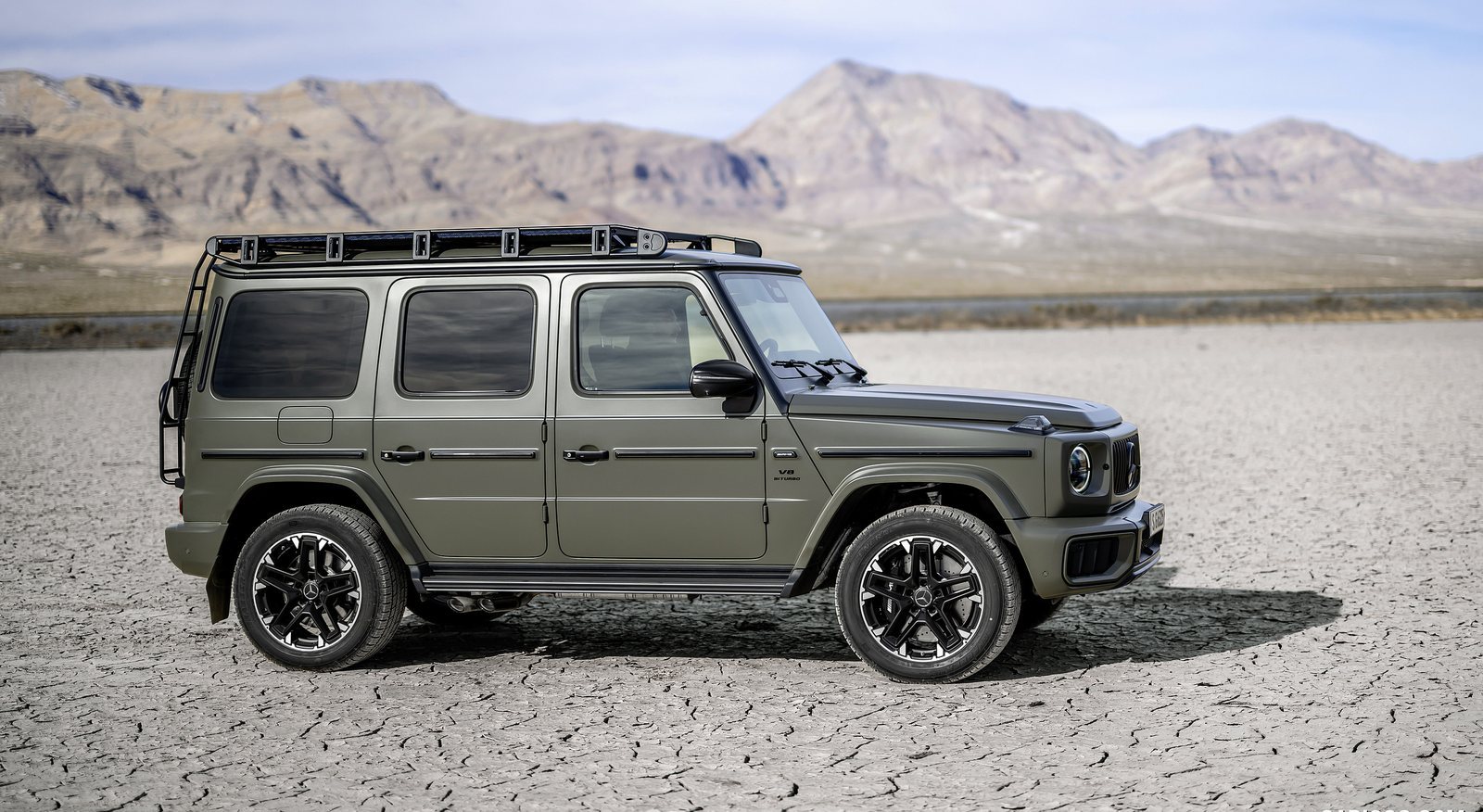 Mercedes G63 AMG rental in Miami by Suave Lifestyle Concierge photo 5