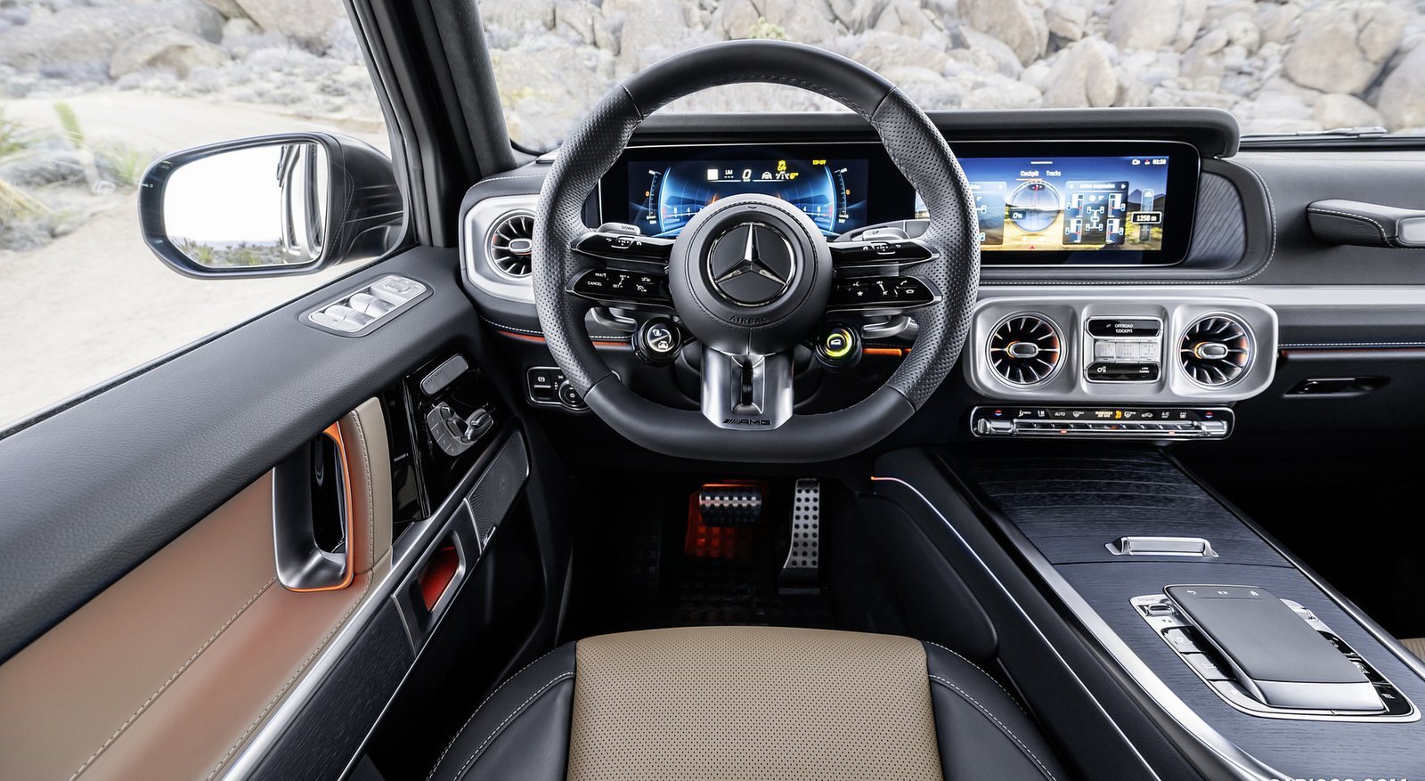Mercedes G63 AMG rental in Miami by Suave Lifestyle Concierge photo 7