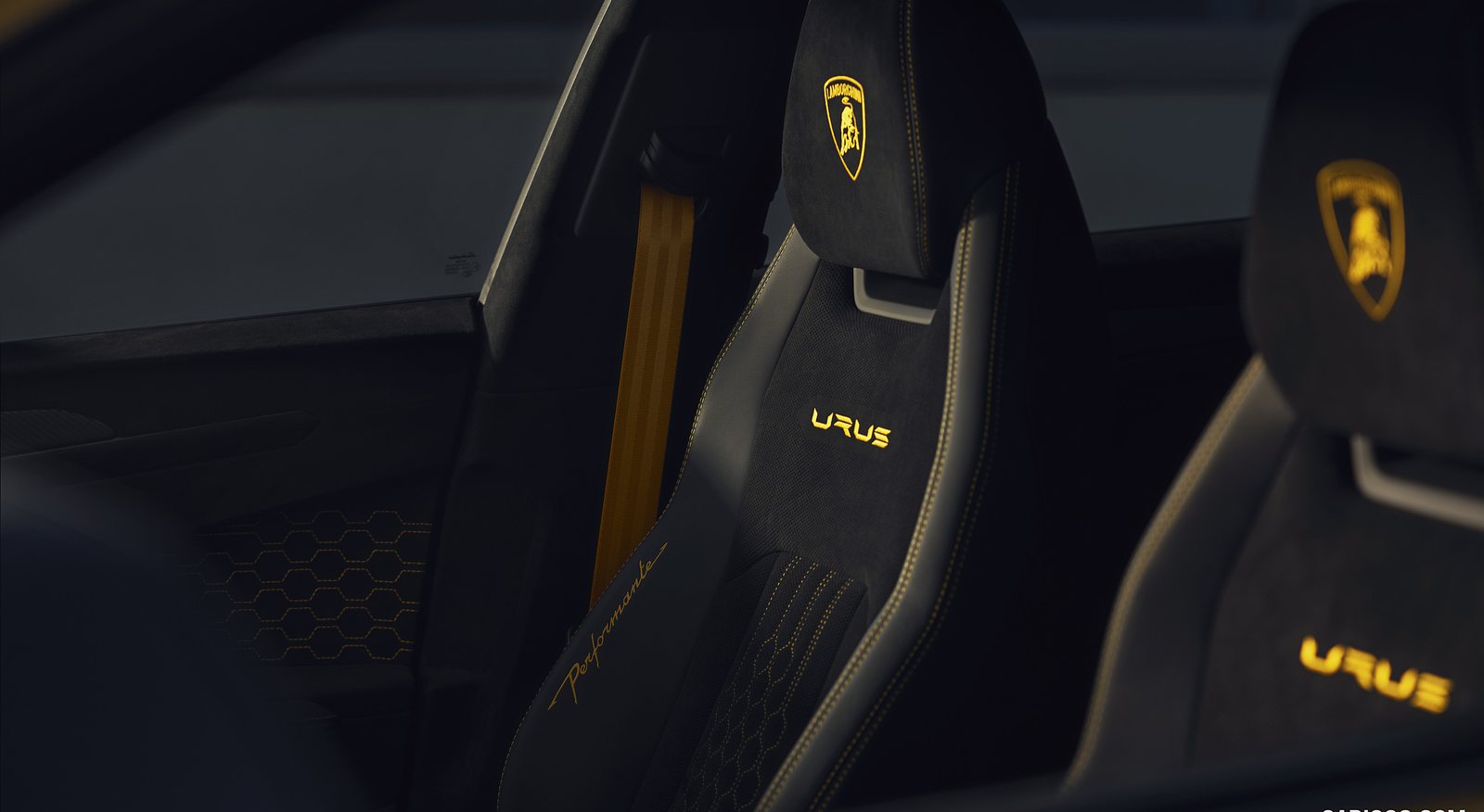 Lamborghini Urus photo 8